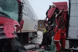 Teška saobraćajna nesreća kod Trstenika,sudarila se dva kamiona na putu Kraljevo - Kruševac