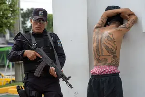 Hiljade vojnika okružilo ruralno područje u El Salvadoru u potrazi za članovima bandi