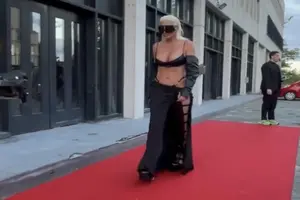 Jelena Karleuša zvezda Amsterdam Fashion Week-a(VIDEO)